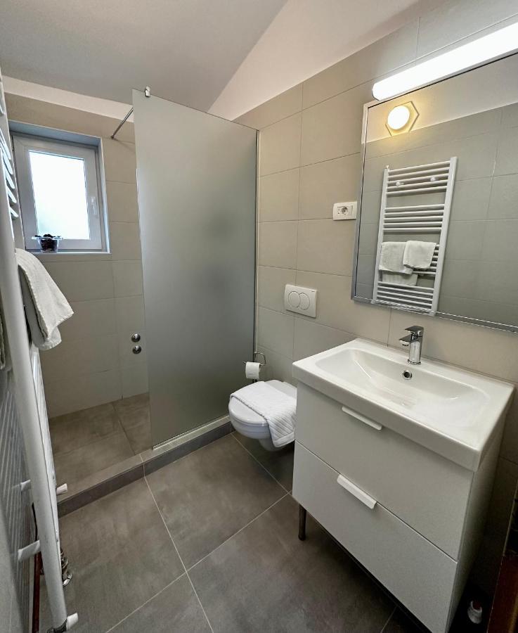 Apartments Matacin With Sea View Abbázia Kültér fotó